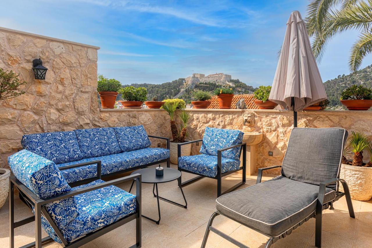 Villa Capitis In The Center Hvar Town Eksteriør bilde